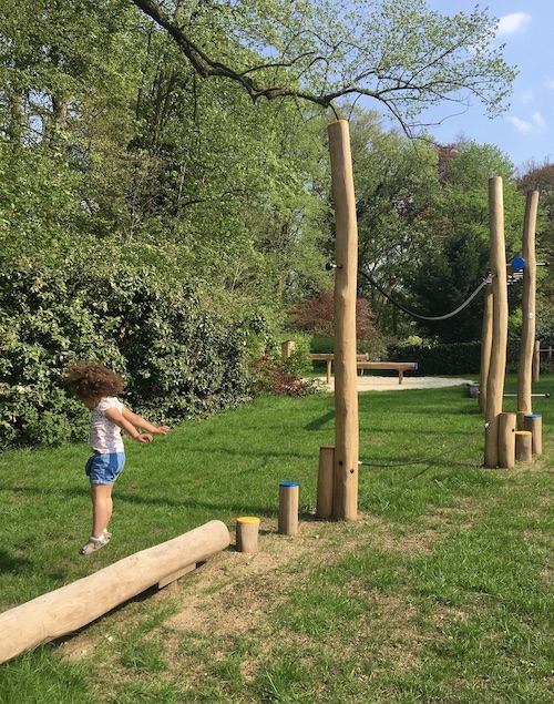 Kinderdagverblijf tuinen en BSO tuinontwerpen
